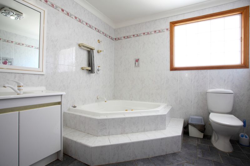 Cost of Bathtub Installation in Weirton, WV
